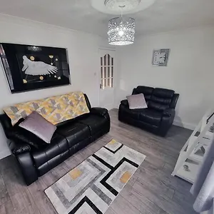 https://rise-at-the-international-wall.belfasthotelsireland.com